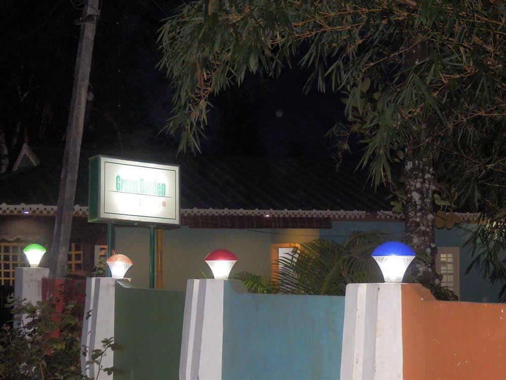 Green Garden Cottage Thekkady Exterior foto