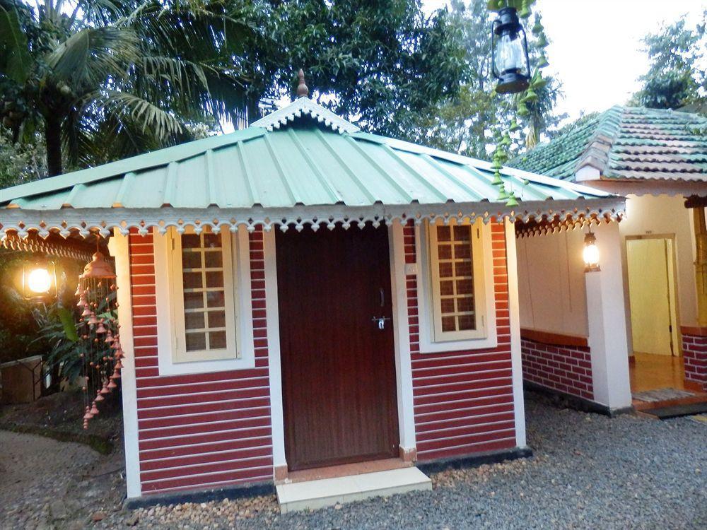 Green Garden Cottage Thekkady Exterior foto