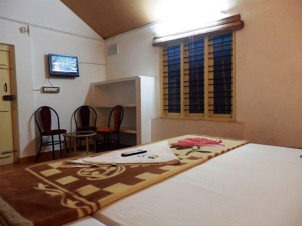 Green Garden Cottage Thekkady Exterior foto